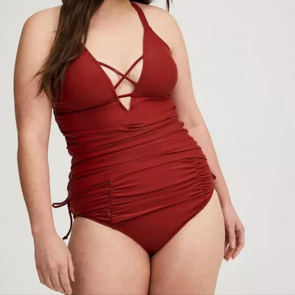 Torrid Women Wire-Free XO Cinch Side Tankini Paprika Swim Top Only Plus 4X NWT
